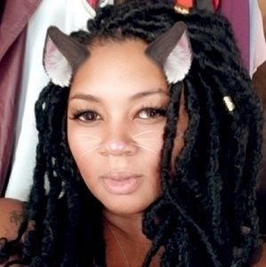 Meet your Posher, Capricia