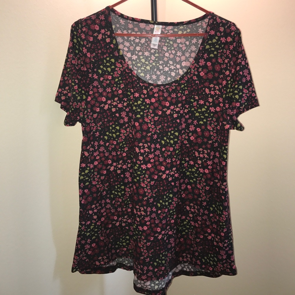 Floral LulaRoe classic tee