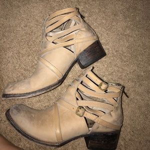 Steve Madden FreeBird