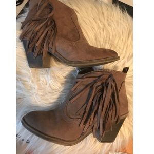 Faded Glory Taupe Brown Fringe Tassel Heel Booties