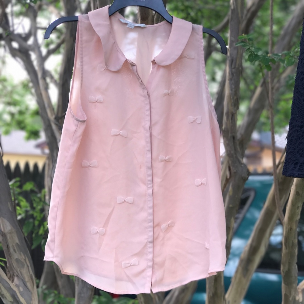 Blush chiffon top with bows