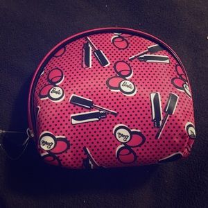 Makeup bag