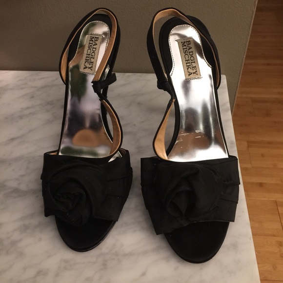 *SOLD ** Badgley Mischka Black Peep Toe Slingbacks - Picture 2 of 7