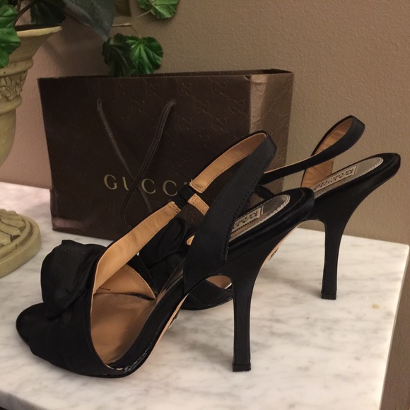 *SOLD ** Badgley Mischka Black Peep Toe Slingbacks - Picture 3 of 7