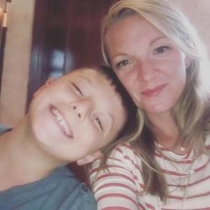 Meet your Posher, Samara