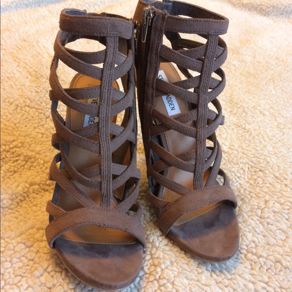Steve Madden Danie Heels. Size 7.5 Like New!
