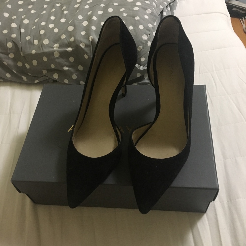 Ann Taylor Microsuede heels size 8.5