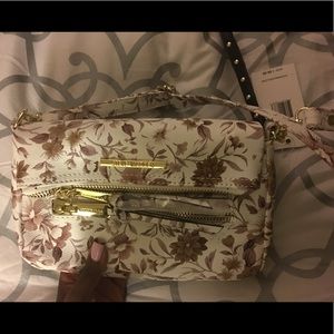 Steve Madden White Floral Crossbody