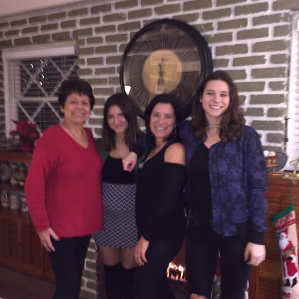 Meet your Posher, Elena