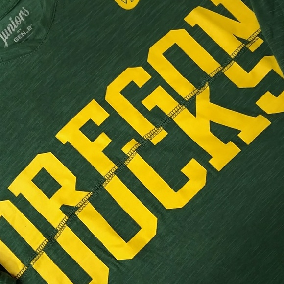 NEW Oregon Ducks 🦆Long Sleeve Tee - Picture 2 of 4
