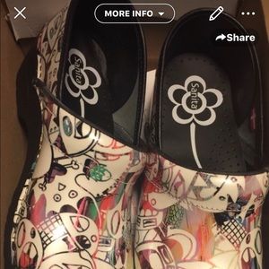 Sanitas 9- 9 1/2. Pattern Professional graffiti.