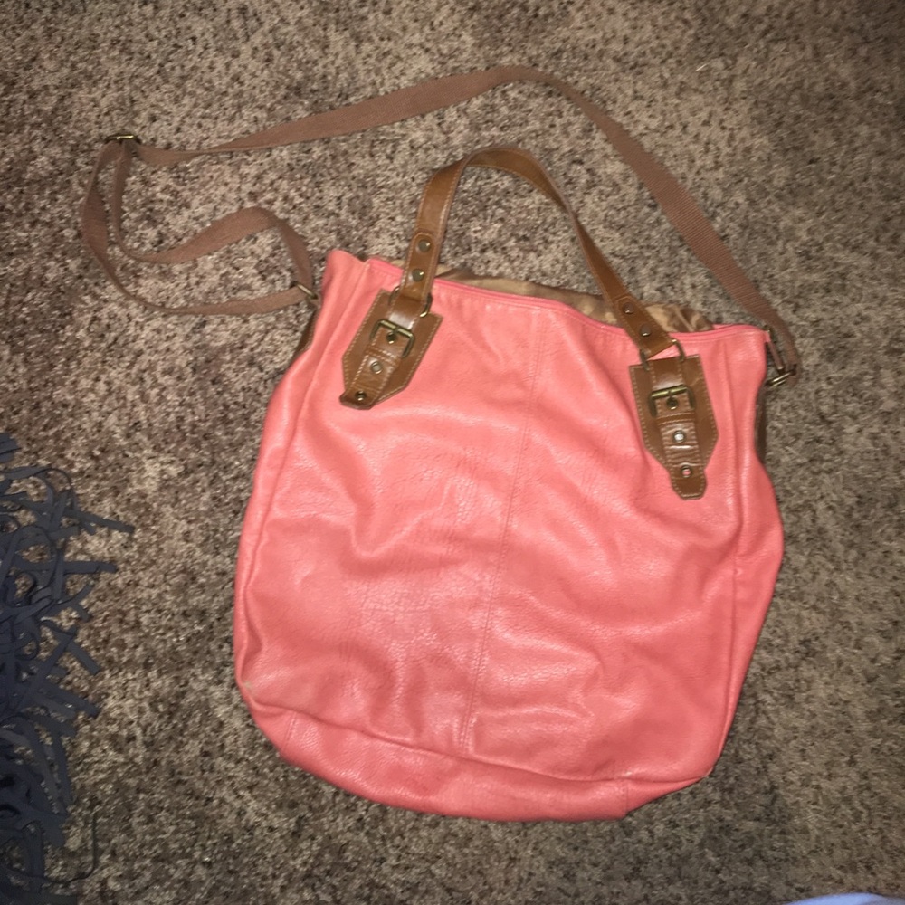 Coral cross body