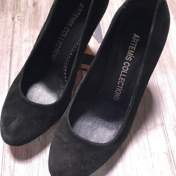 Artemis Red Shoes - Picture 4 of 5