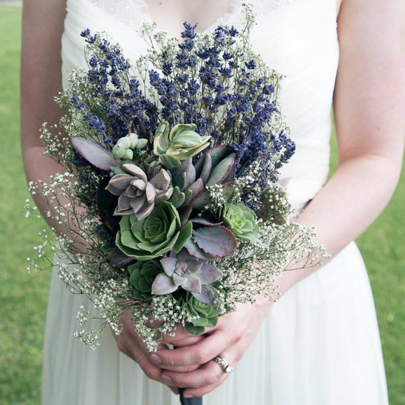 Meet your Posher, Becky - Picture 2 of 2