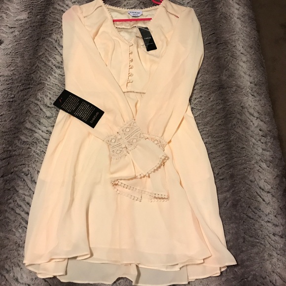 Dress - Picture 5 of 5