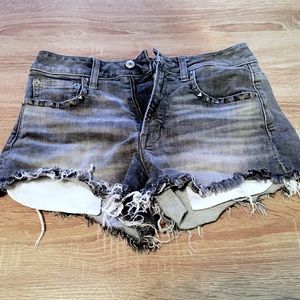 American Eagle Vintage High Rise Festival shorts