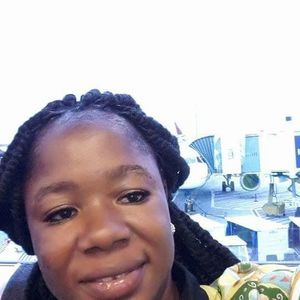 Meet your Posher, Cecelia