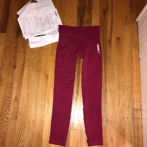 Extra small red gym shark seamless leggings