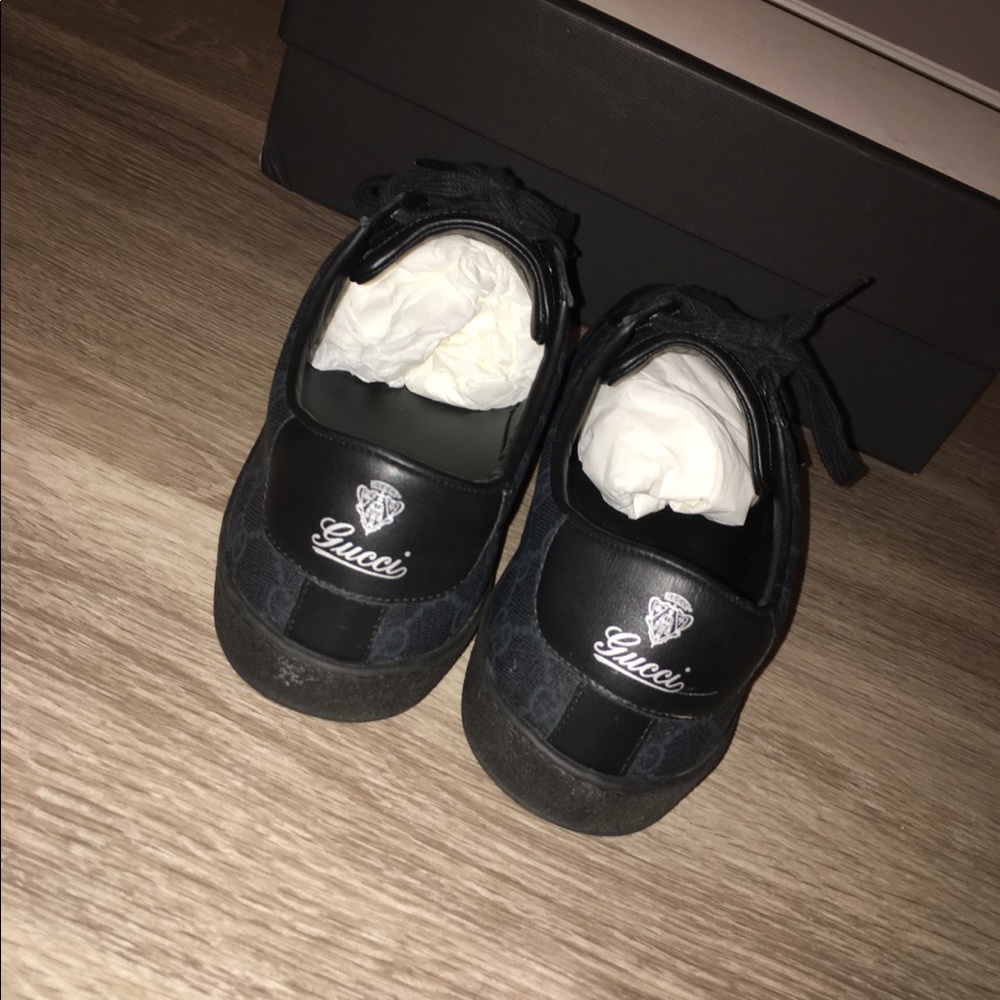 Authentic Men’s Gucci Sneakers!!!!