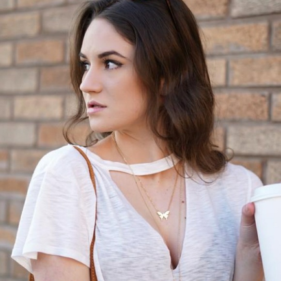 Dainty Butterfly Necklace - Picture 6 of 7