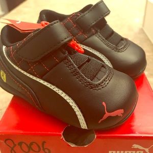 Brand New Puma Infant Sneakers.