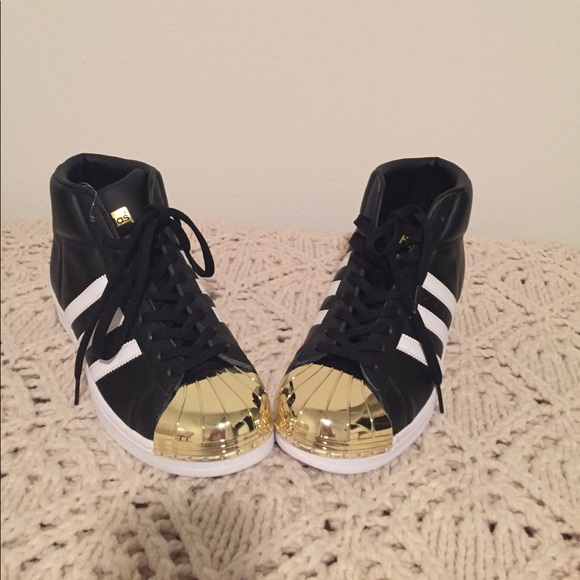 Not Available - Picture 4 of 8