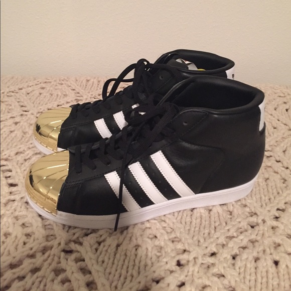 Not Available - Picture 3 of 8