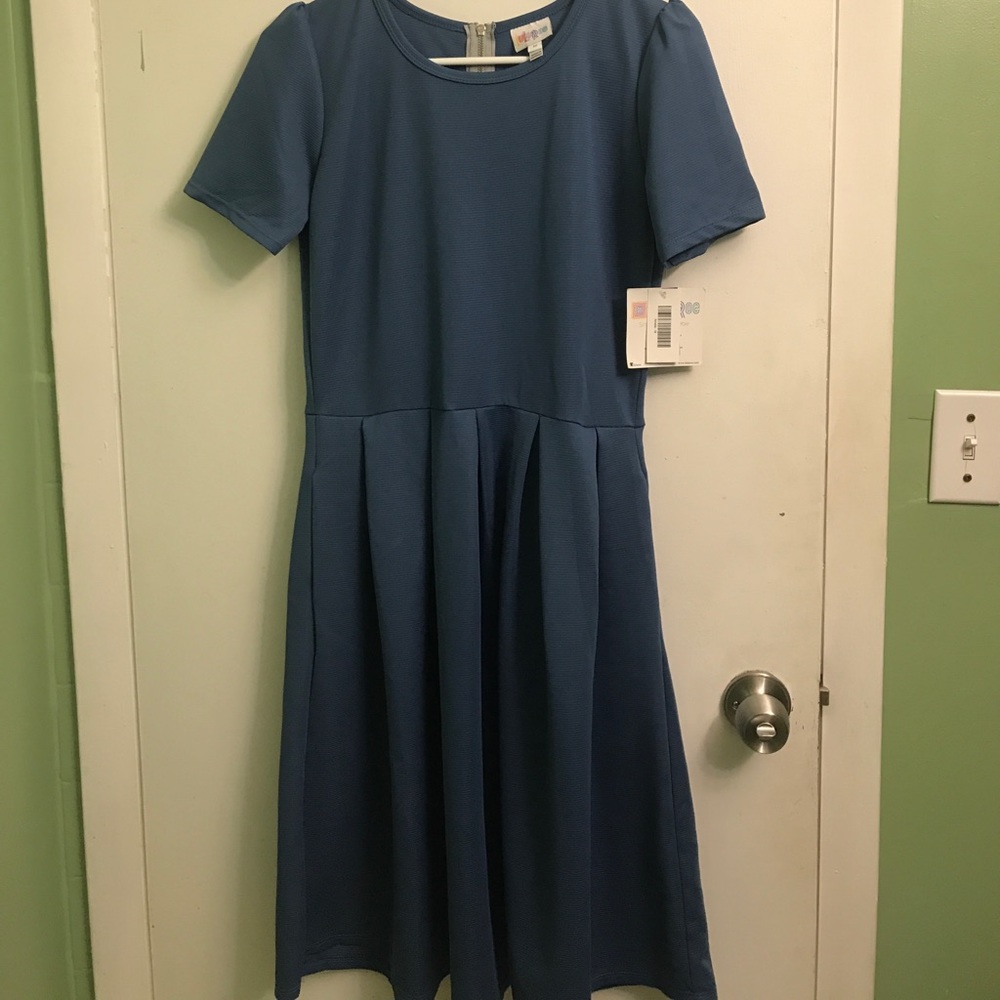 LuLaRoe Amelia