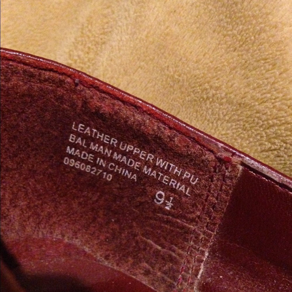 👠Red peep toe heels 👠 - Picture 3 of 4