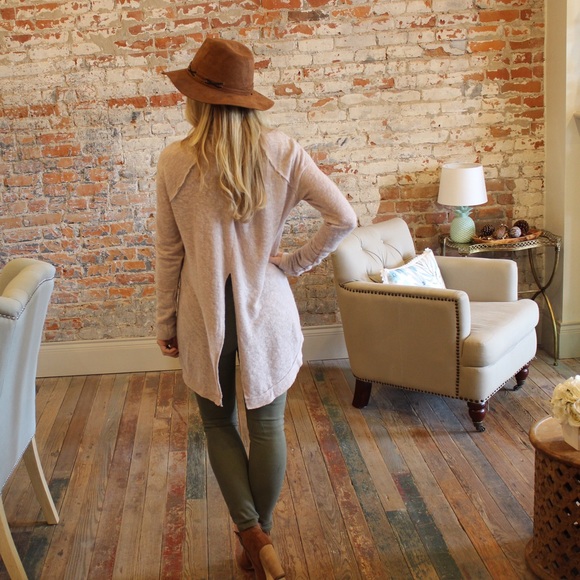 ✨LAST ONE✨Beige ultra soft turtle neck tunic - Picture 5 of 5