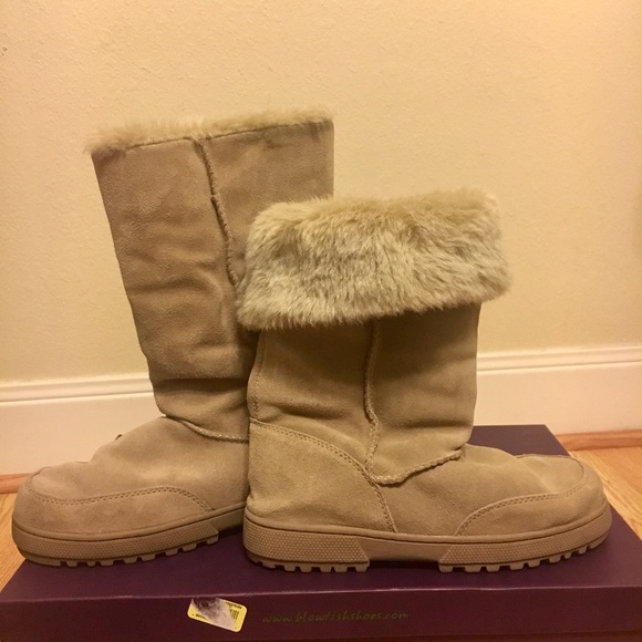 Rampage boots NWOT light tan size 8 faux fur - Picture 1 of 2