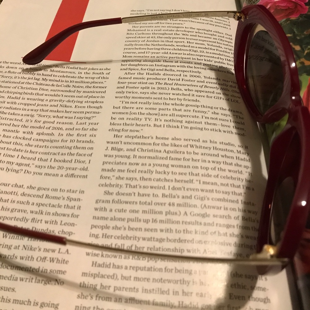 Dolce & Gabbana Burgundy Red Gold Sunnies NWOT - Picture 4 of 5