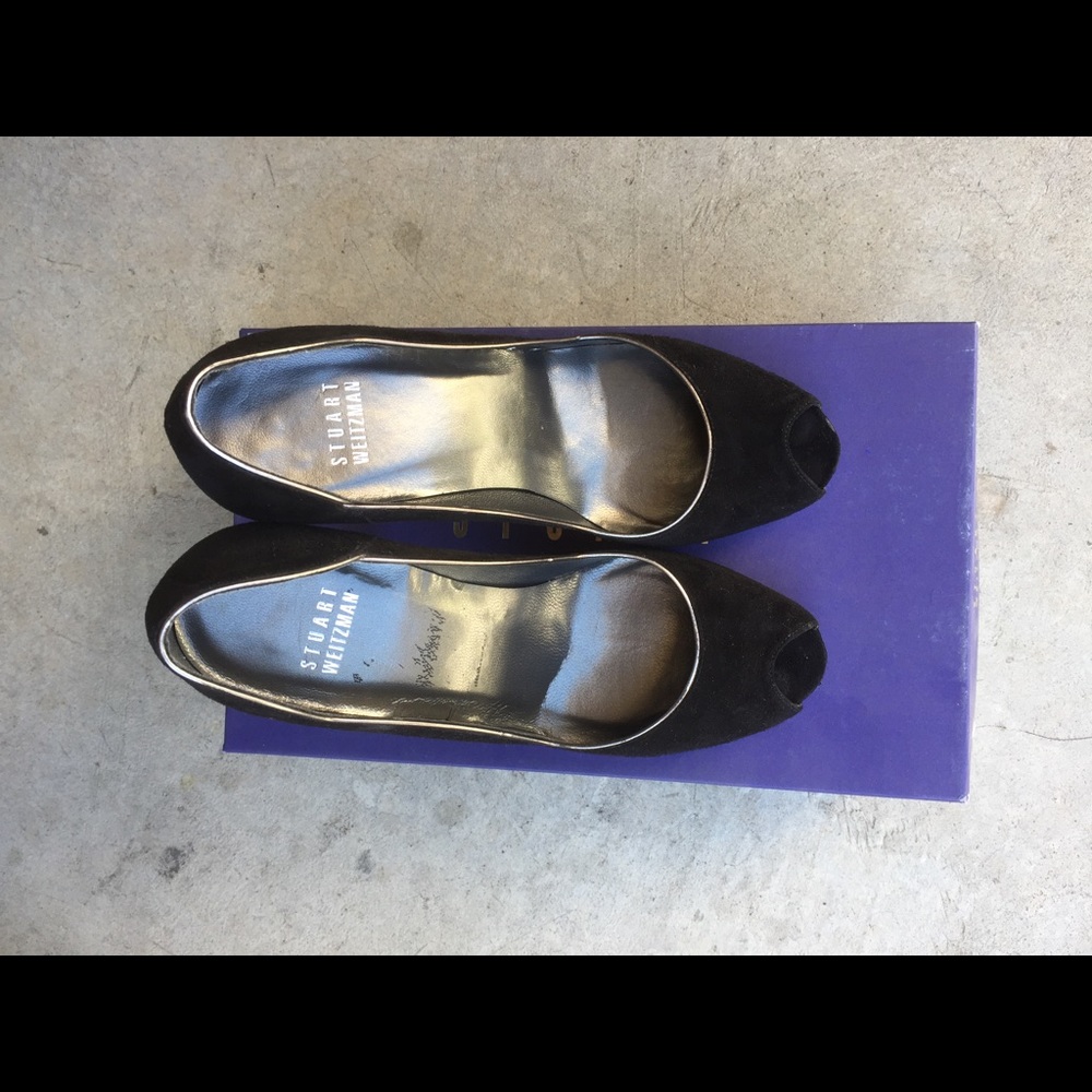 Shoes - Picture 2 of 5