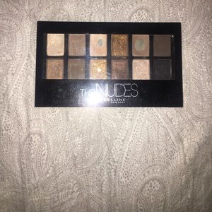 The nudes by maybelline eyeshadow palette