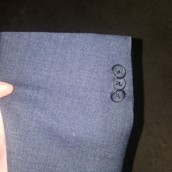 Men suit jacket. - Picture 3 of 8