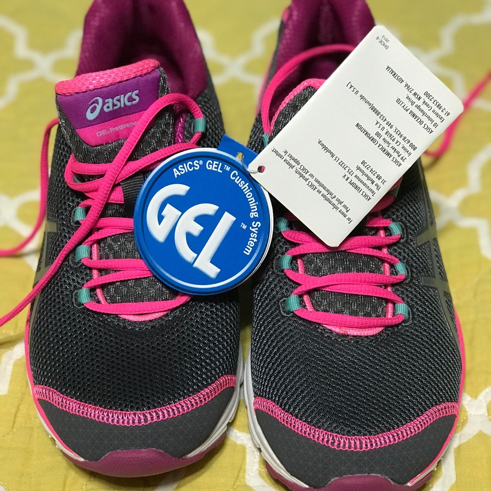 Running sneakers Gel