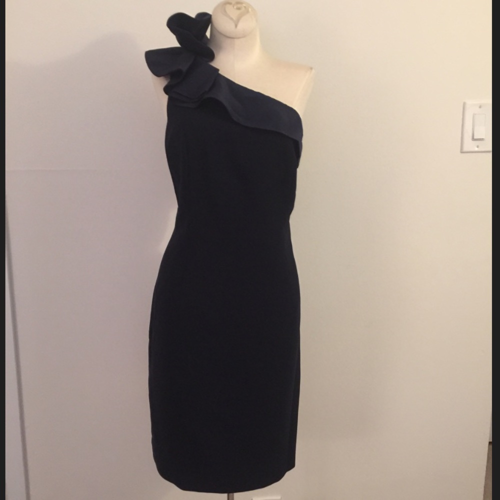 Carmen Marc Valvo dress