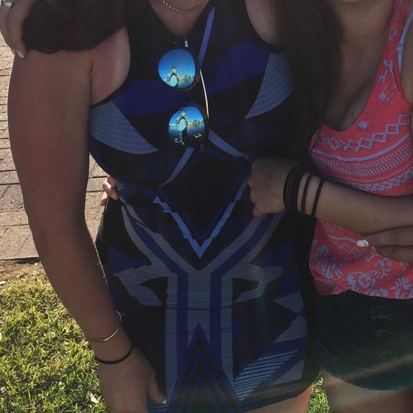 Express dress - Picture 3 of 3