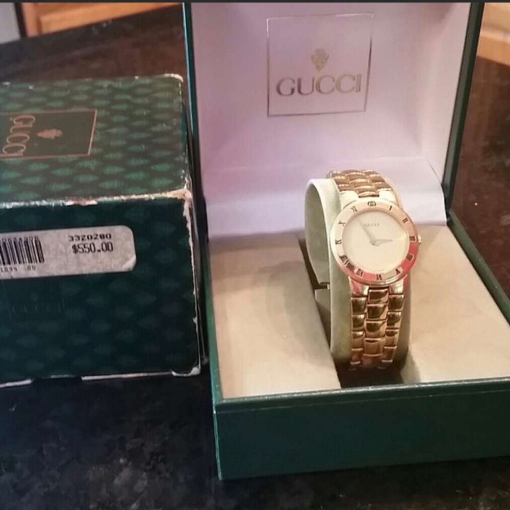 Vintage Gucci watch..😍