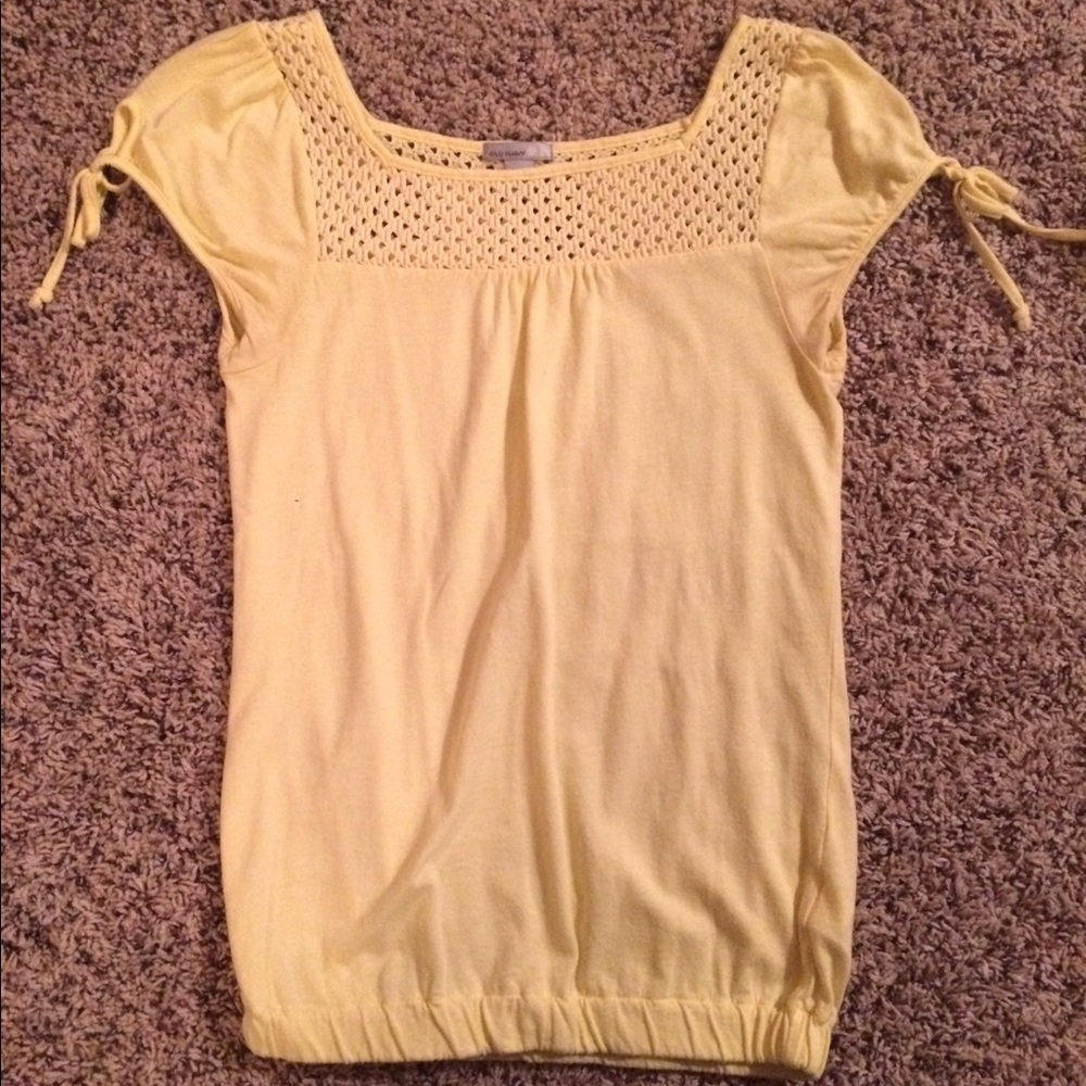 Yellow, crocheted neck, shirt