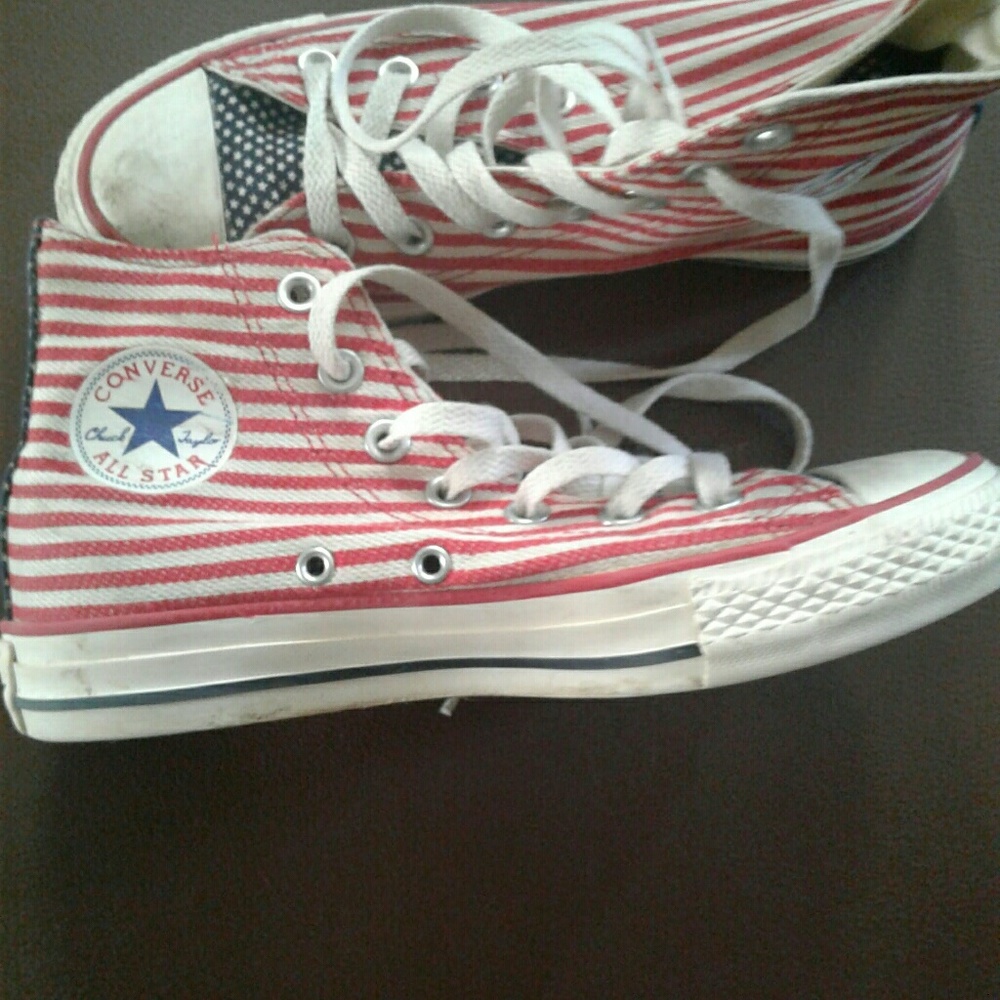 Vintage-looking American Flag Converse