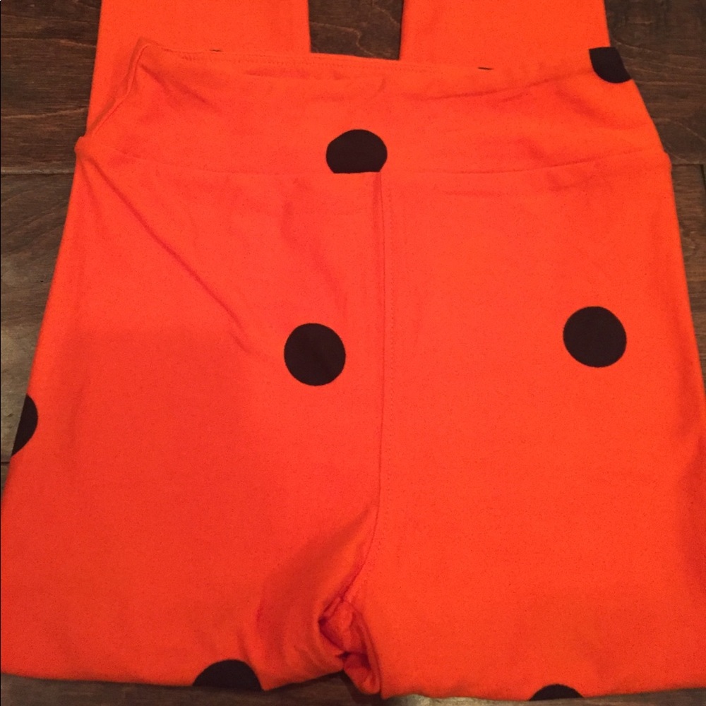 Lularoe orange/black polka dot L/XL leggings