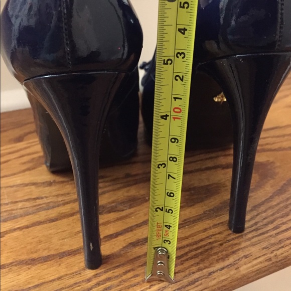 Pour La Victoire navy blue pumps 5” heel 2” toe - Picture 4 of 8