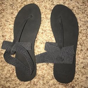 Cushion by Reef Sandals