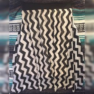 Lularoe Lola Size Small 👑