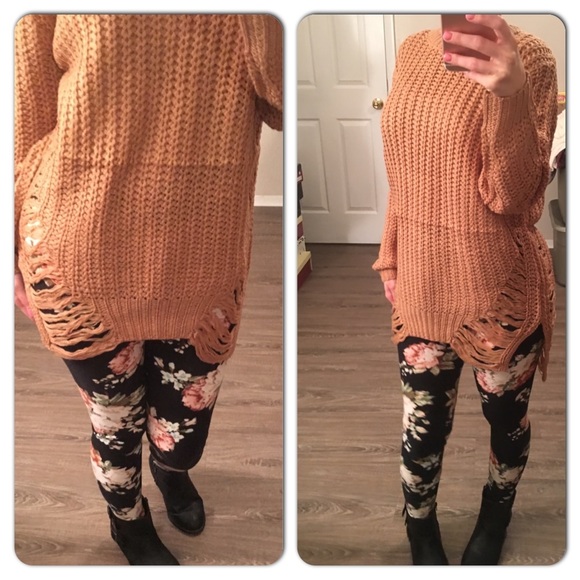 🚨1 Lg LEFT Distressed Curved Hem Knit Sweater - Picture 3 of 7