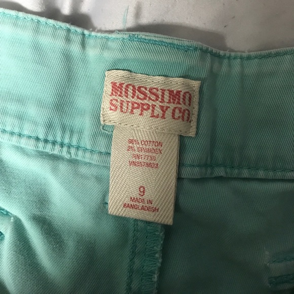 Blue shorts - Picture 3 of 3