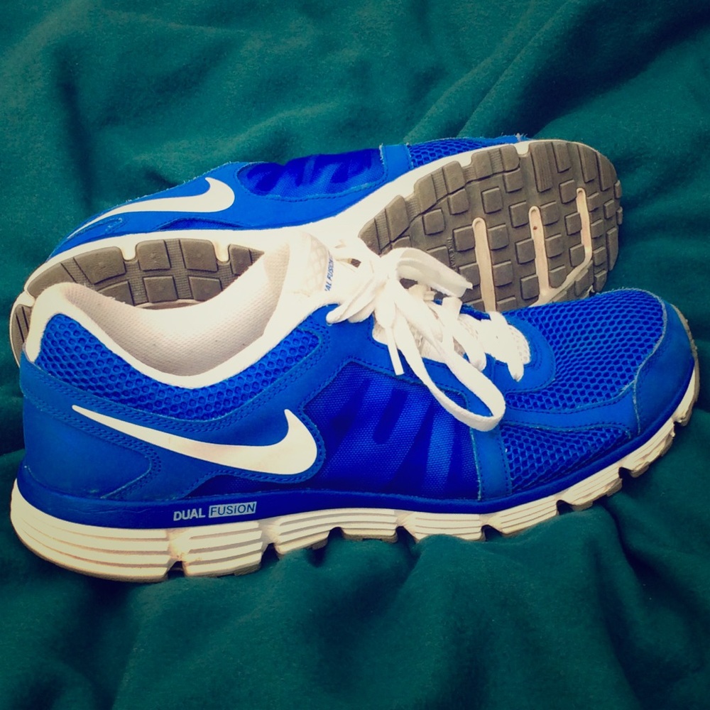 Men's 11.5 Nike Dual Fusion ST2 Blue/White Shoes