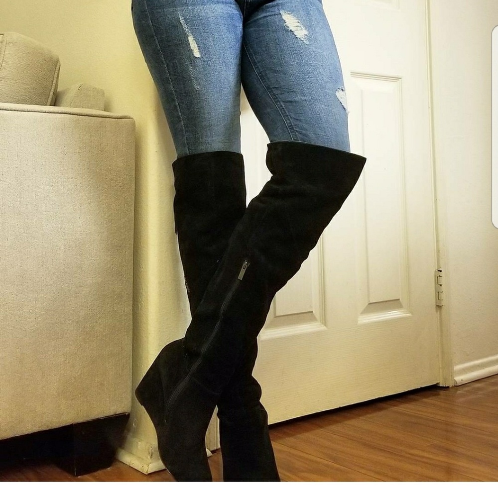 Black suede DV knee high boots