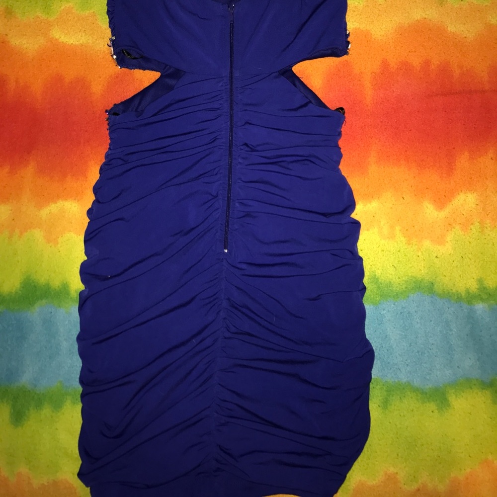 Formal dress - Picture 2 of 2